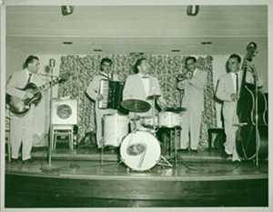 Bermuda 1952 Johnny Rhines Guitar Eddy Defino Bass Johnny Mason Accordian Eddy Sham Drums Emil Haddad Trumpet