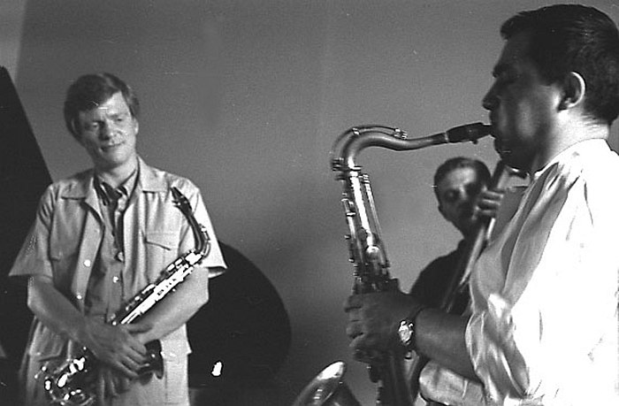 Gerry Mulligan and Vlad West. 1967. Moscow. Photo by Vlad Sermakashev. МаллигенЕгоровСермакашев.